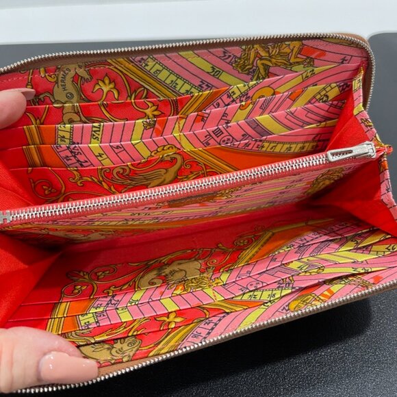 Hermes Silk 'In Wallet Gold (52400) - Picture 4 of 5